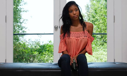 18-летняя африканка пришла на xxx кастинг к белому продюсеру и